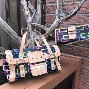 90’s Vintage Guess multicolour shoulder purse with matching wallet.